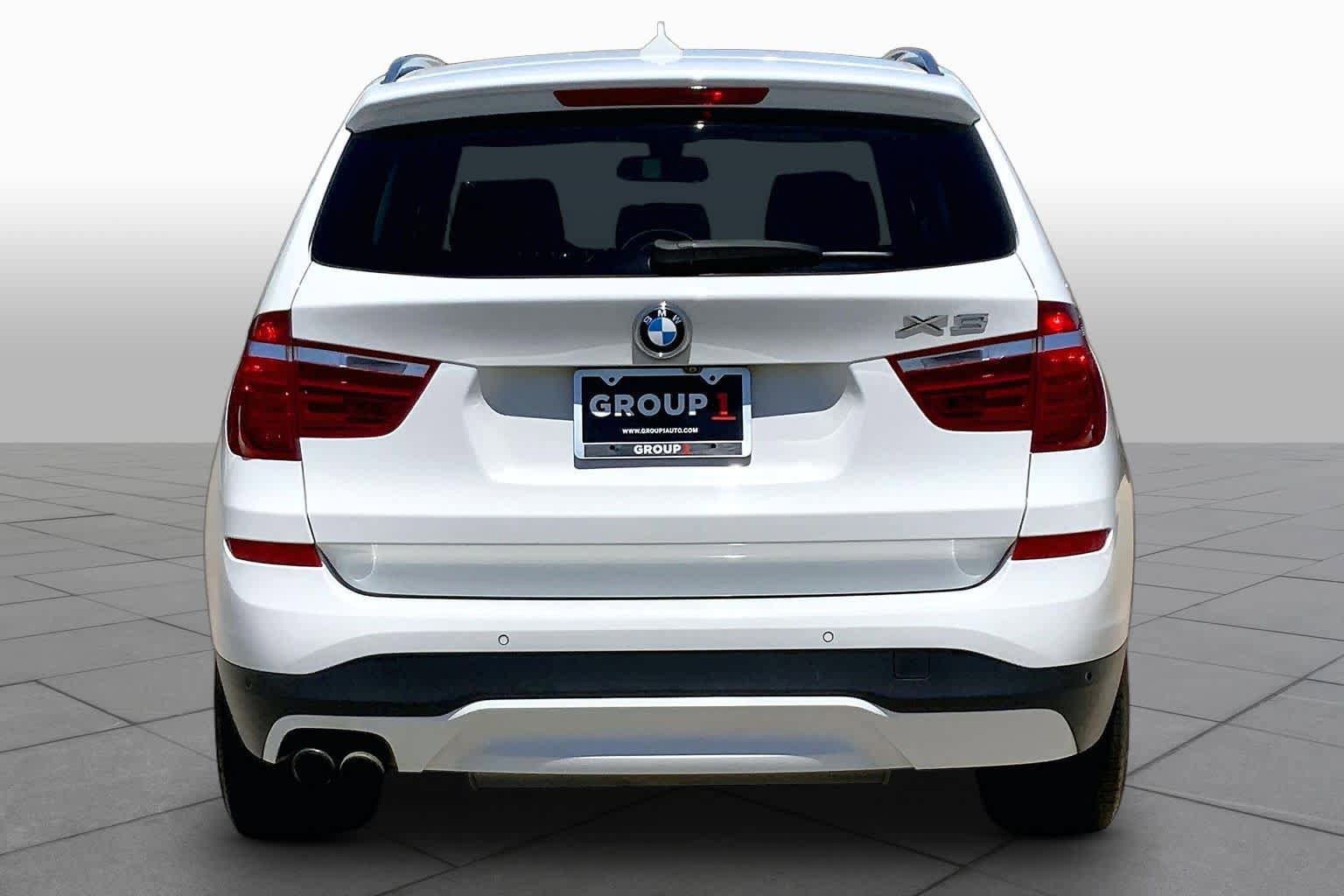 Used 2017 BMW X3 xDrive28i AWD/4WD image 4