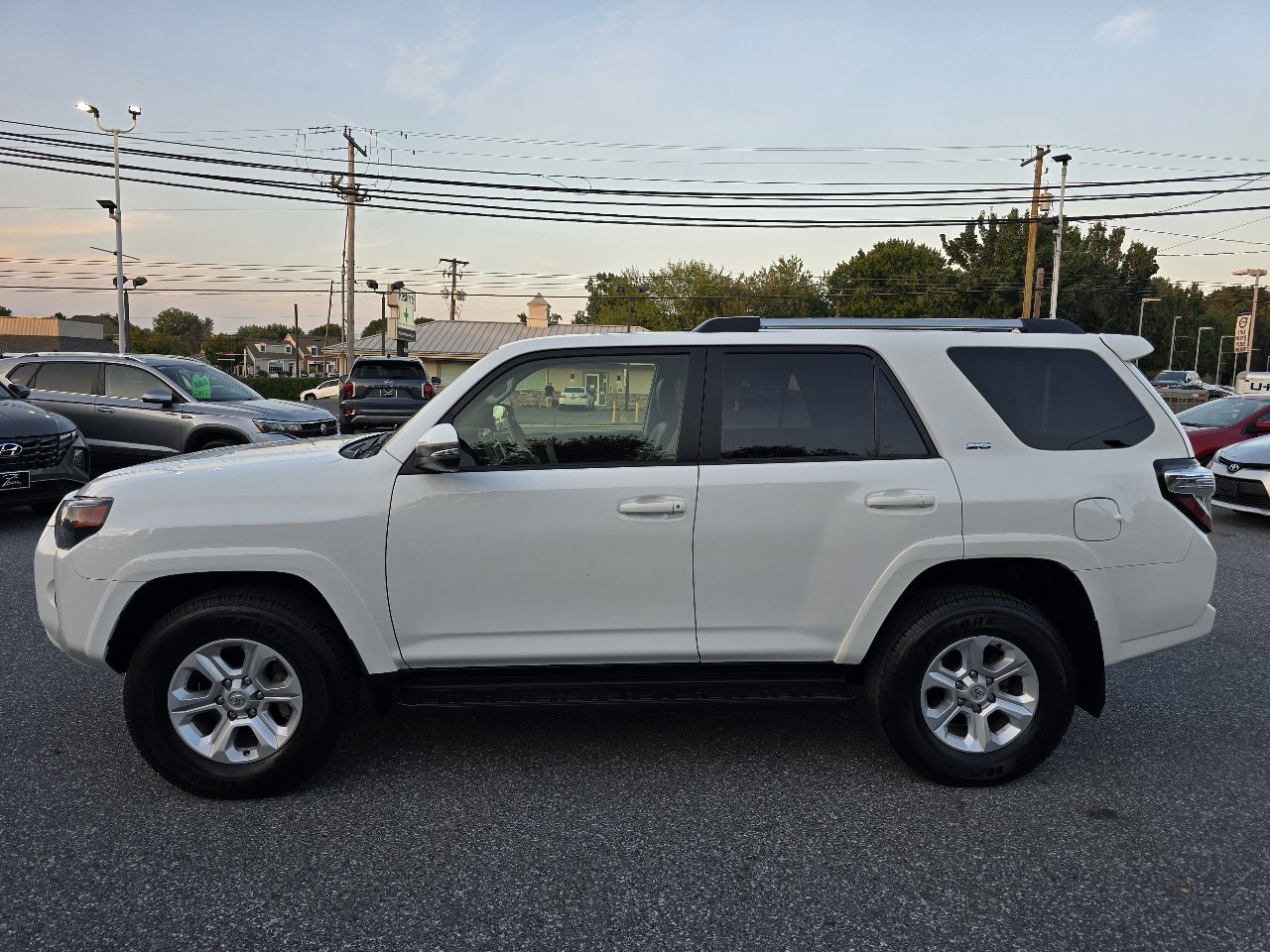 Used 2024 Toyota 4Runner SR5 Premium image 4