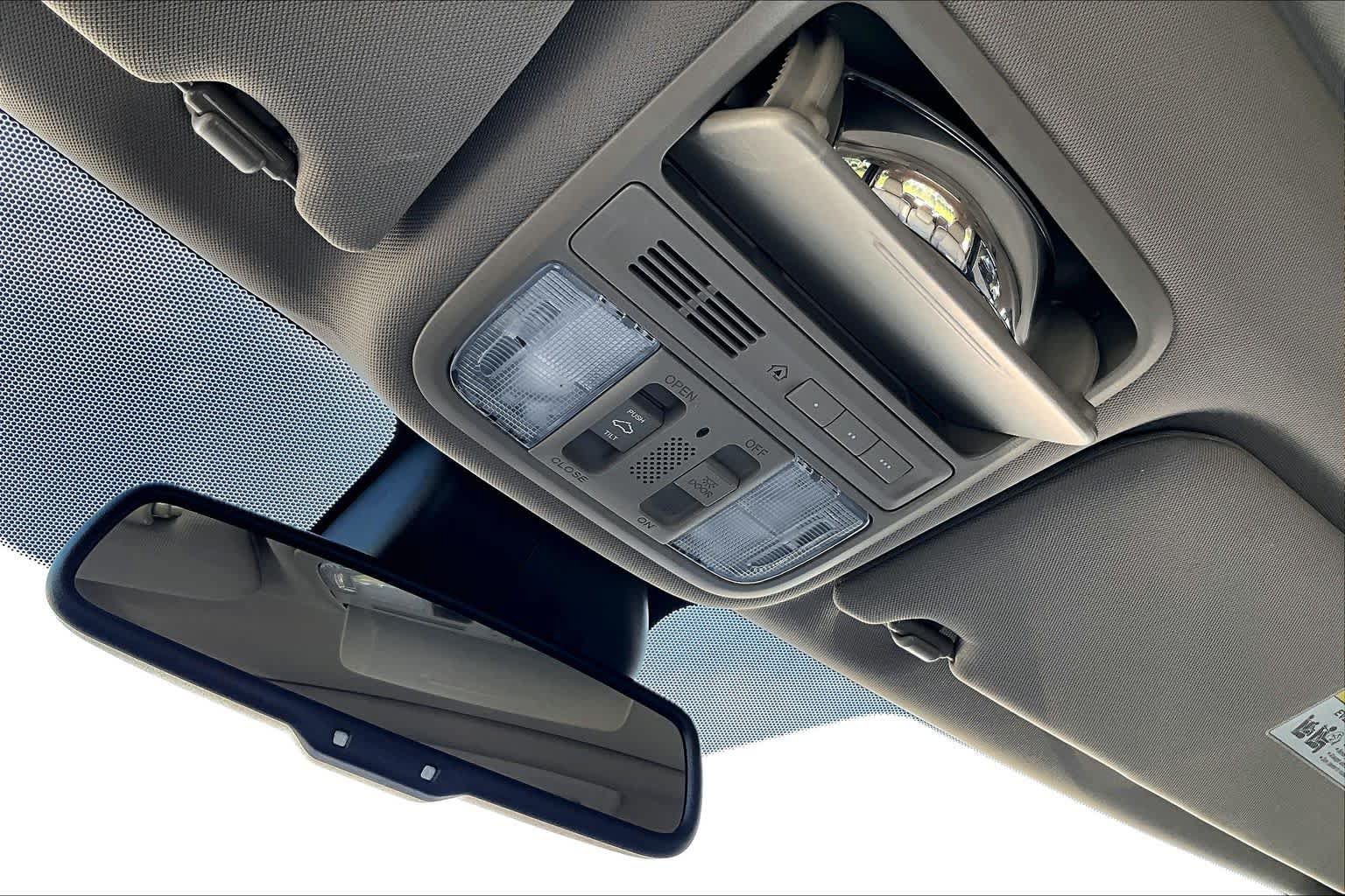 Used 2016 Honda Odyssey Touring image 34