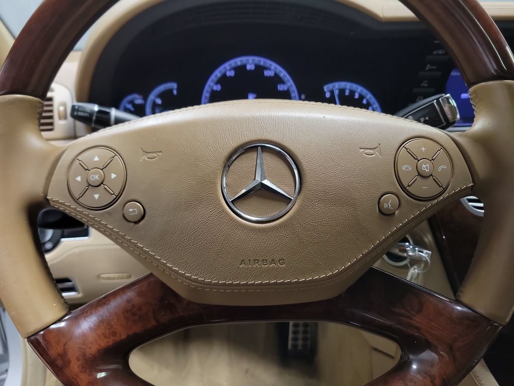 Used 2013 Mercedes-Benz CL 550 4MATIC image 25