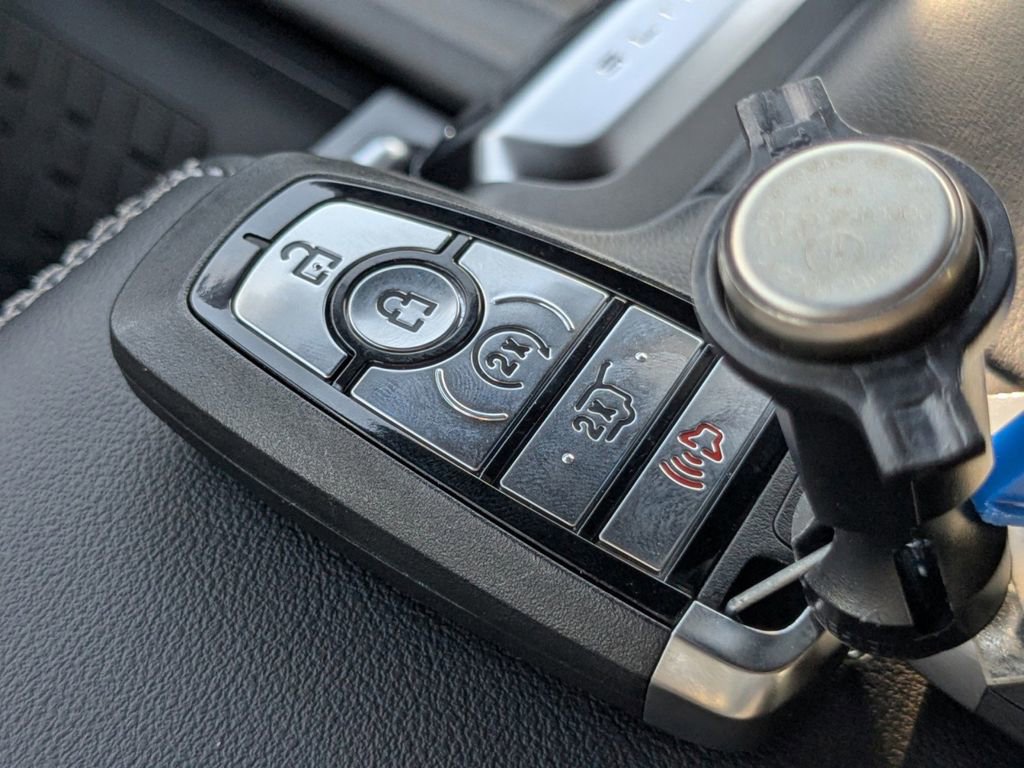 New 2025 Ford Expedition Max Platinum w/ Stealth Performance Package image 34