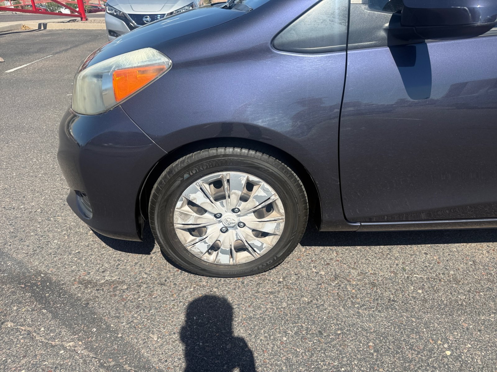Used 2014 Toyota Yaris L FWD image 10