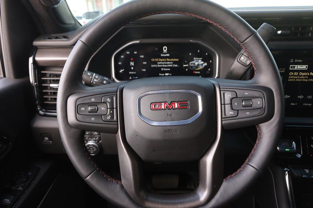 Used 2026 GMC Sierra 2500 AT4X image 12