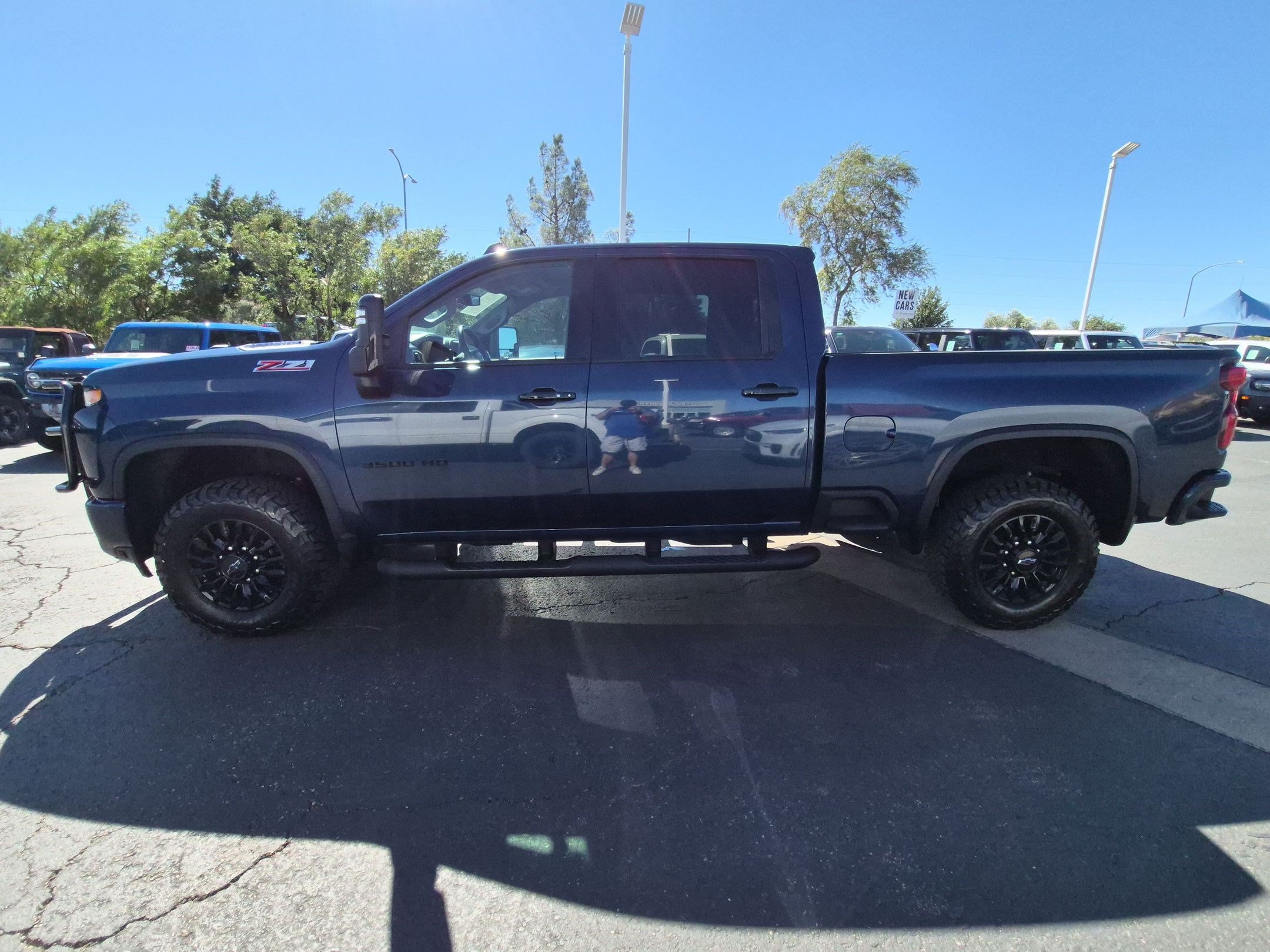 Used 2023 Chevrolet Silverado 3500 LTZ w/ LTZ Plus Package AWD/4WD image 7