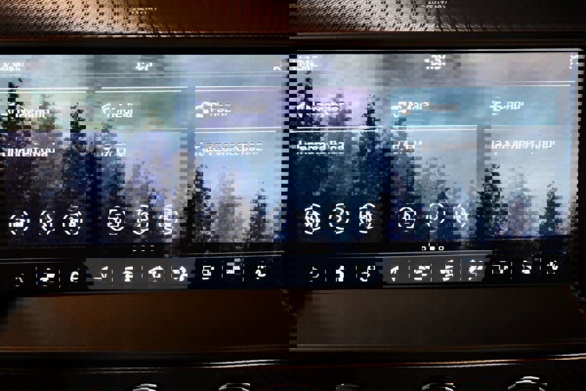 Used 2021 Jaguar F-TYPE R-Dynamic image 57