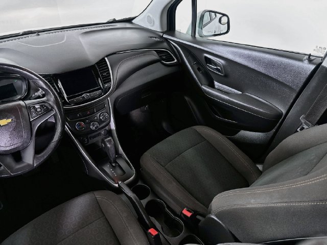 Used 2018 Chevrolet Trax LS FWD image 26