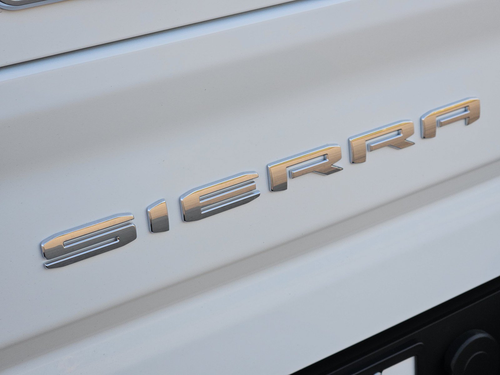 New 2026 GMC Sierra 2500 AT4 w/ AT4 Premium Plus Package AWD/4WD image 8