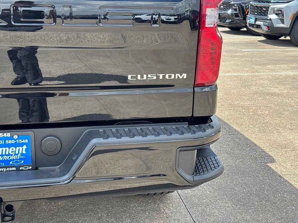 New 2026 Chevrolet Silverado 1500 Custom RWD image 12