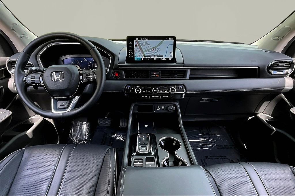 Used 2024 Honda Pilot Elite image 8