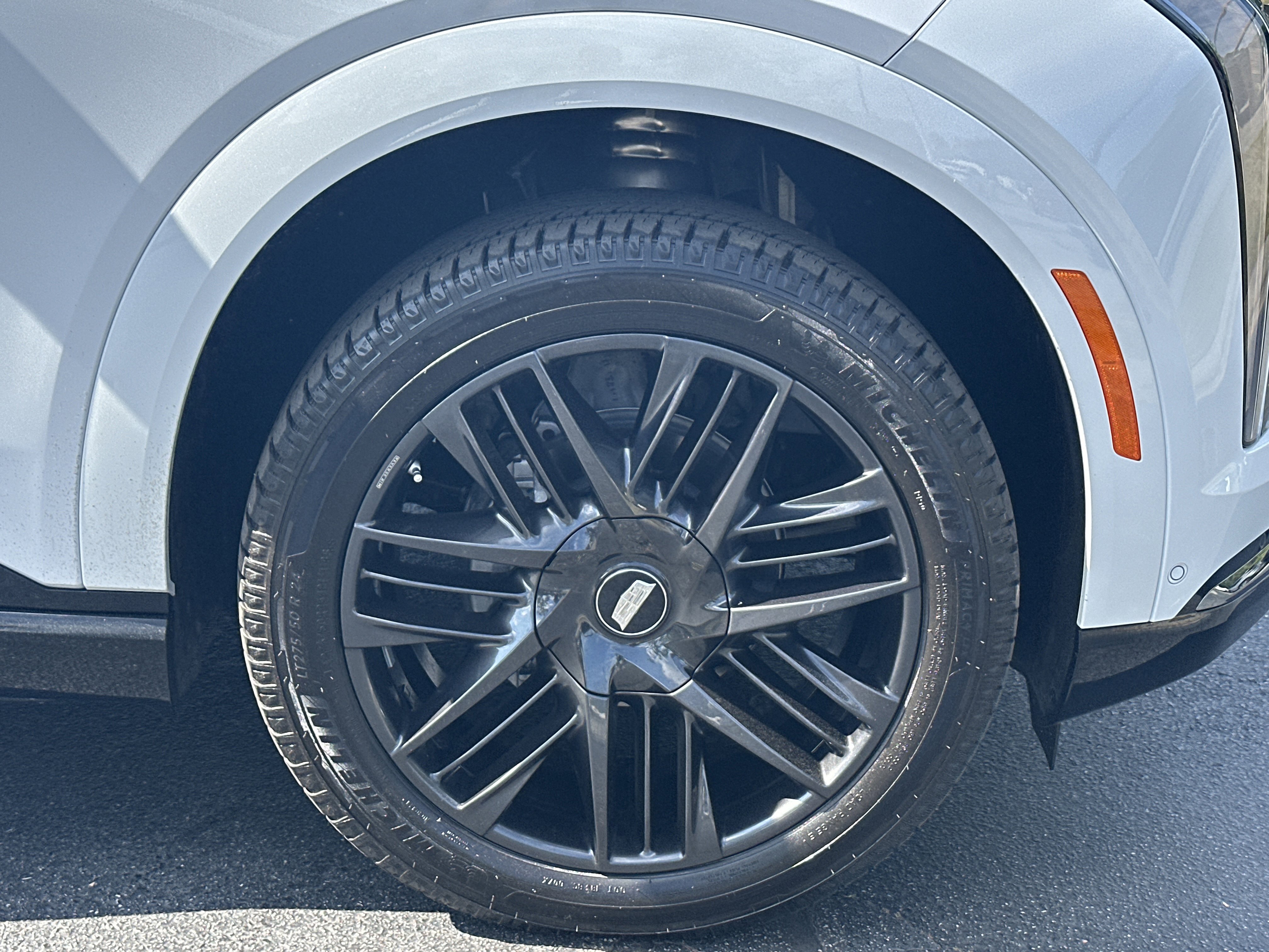 Used 2026 Cadillac Escalade IQ Sport 2 w/ LPO, ONYX Package AWD/4WD image 13