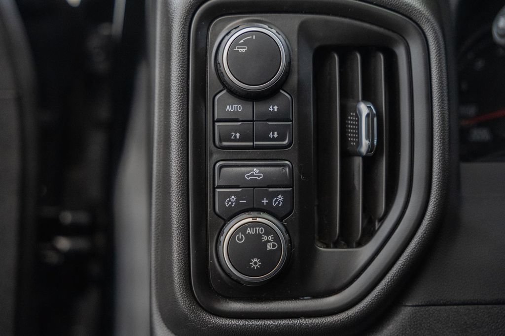 Used 2023 Chevrolet Silverado 1500 Custom Trail Boss w/ Midnight Edition AWD/4WD image 42