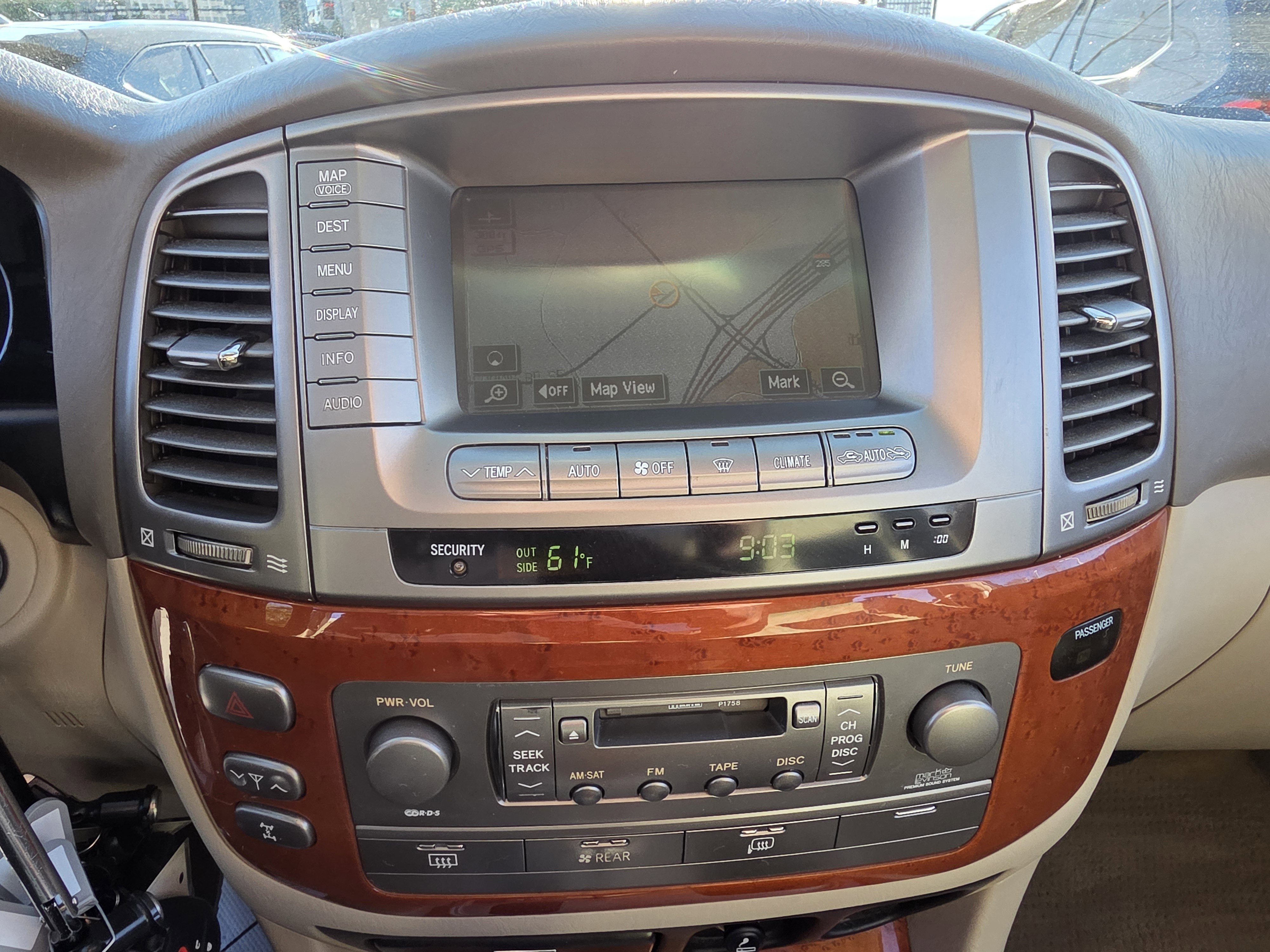 Used 2007 Lexus LX 470 4WD image 21
