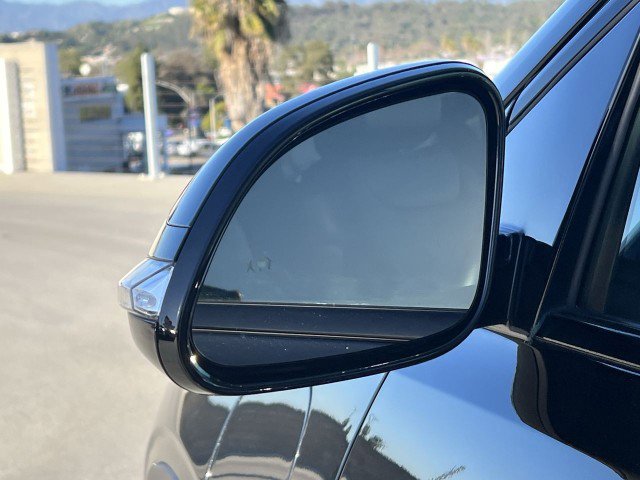 Used 2023 Chevrolet Bolt EUV Premier w/ Sun & Sound Package image 20