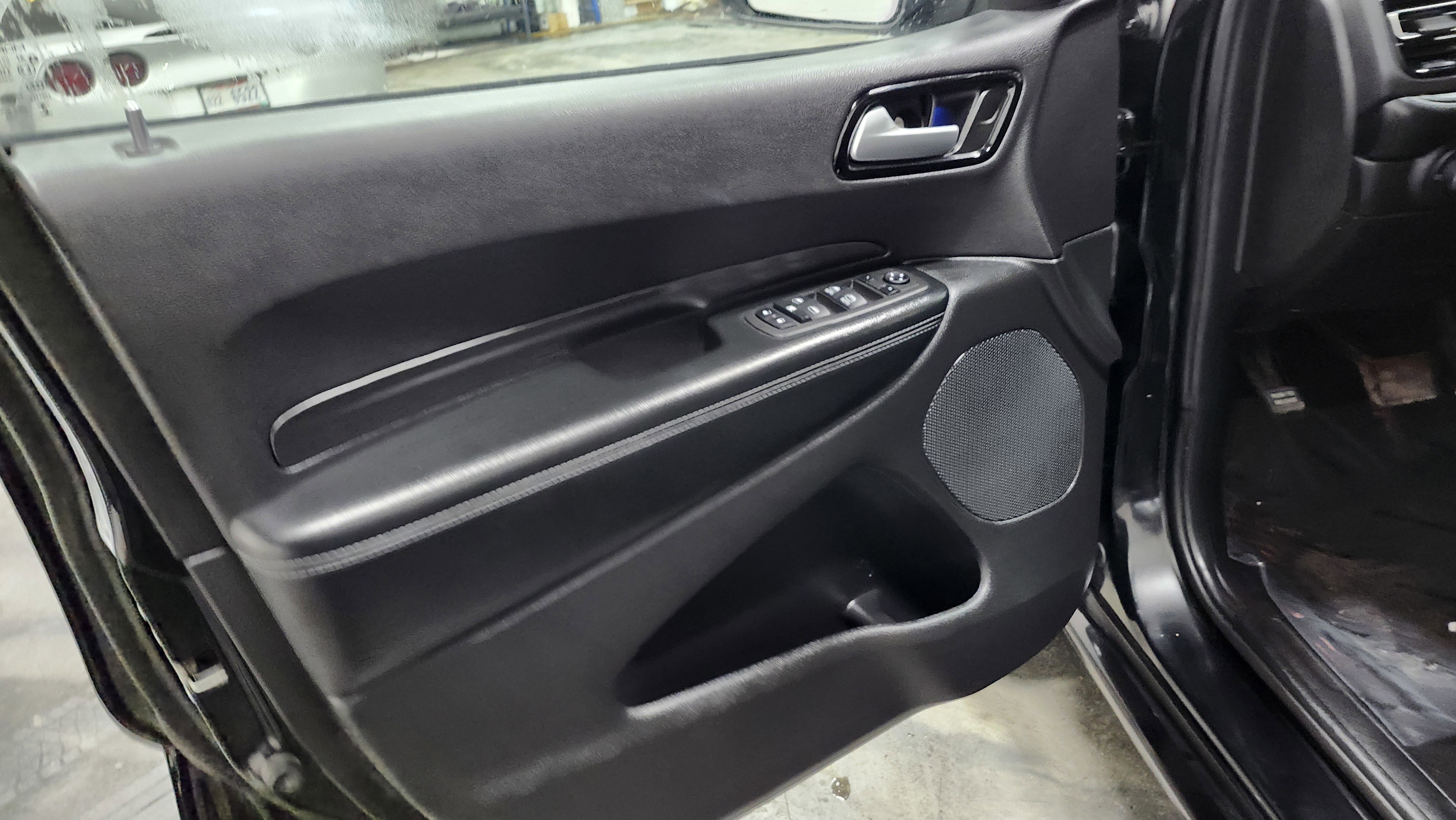 Used 2022 Dodge Durango SXT w/ Blacktop Package image 24