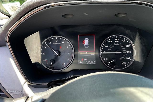 Used 2025 Subaru Outback Premium AWD/4WD image 13
