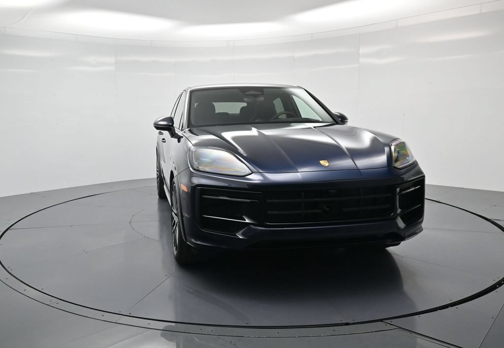 Used 2026 Porsche Cayenne GTS AWD/4WD image 33