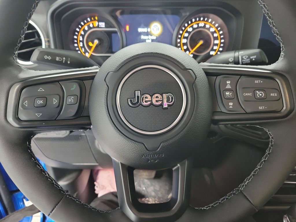 New 2026 Jeep Gladiator Sahara image 13