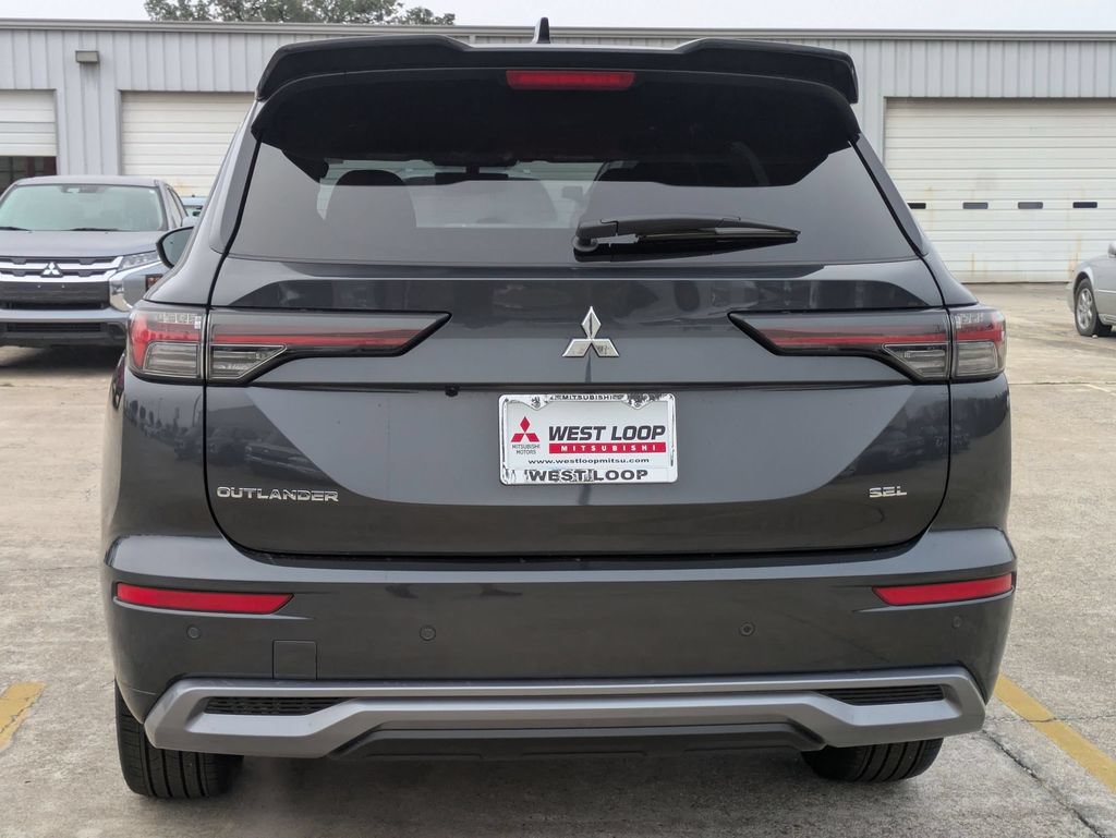 New 2026 Mitsubishi Outlander SEL FWD image 4