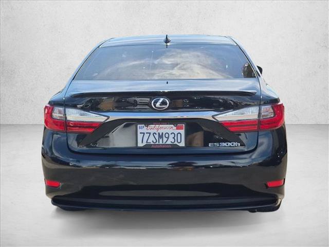 Used 2017 Lexus ES 300h w/ Navigation System Package FWD image 7