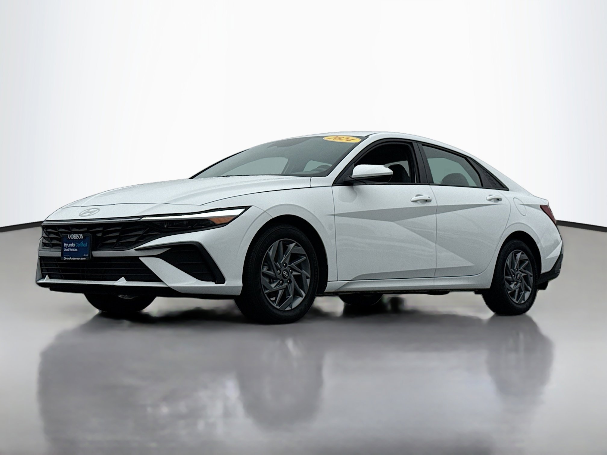 Certified 2024 Hyundai Elantra SEL image 12