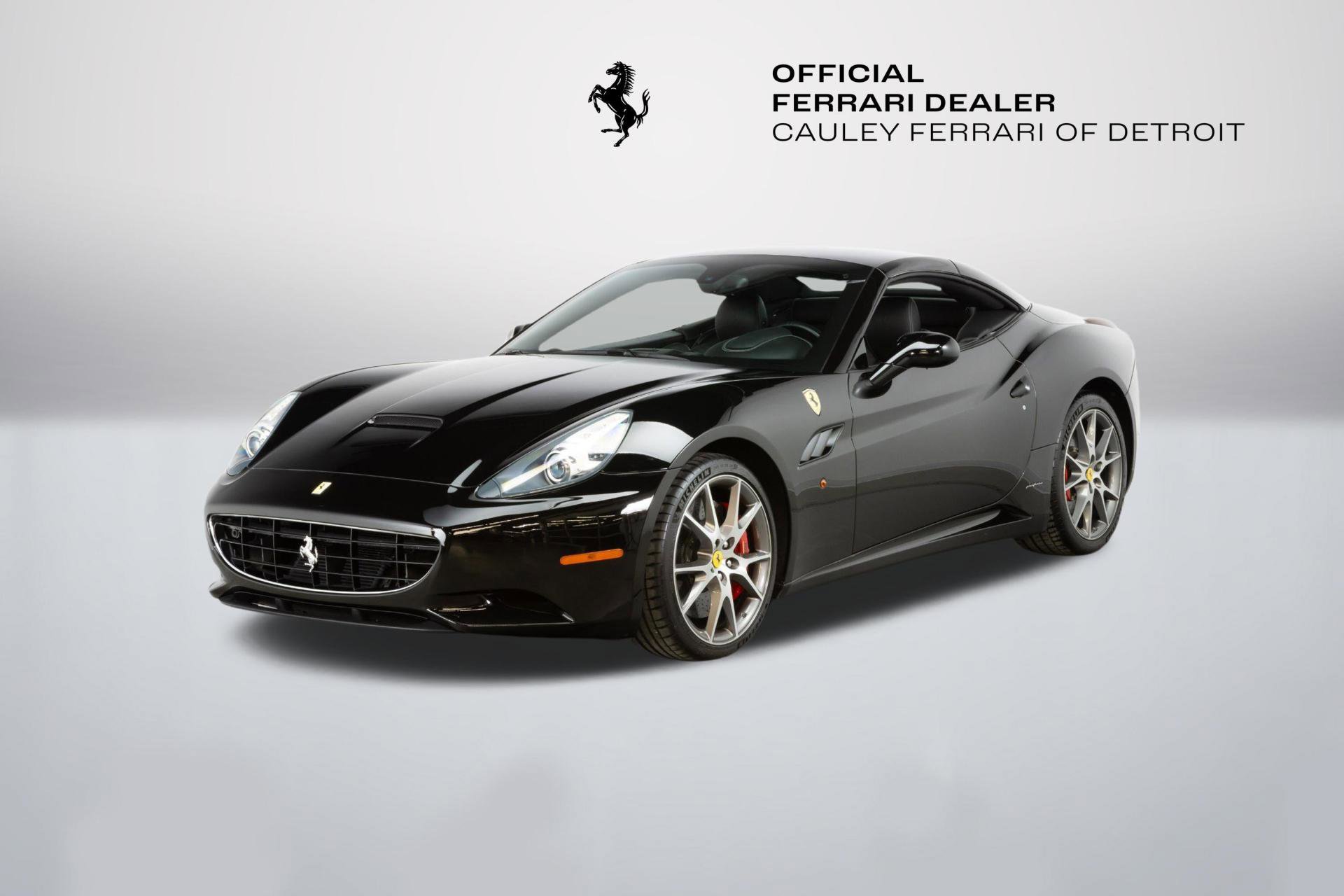 Used 2010 Ferrari California image 11