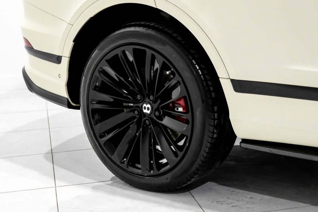 Used 2023 Bentley Bentayga Speed image 59