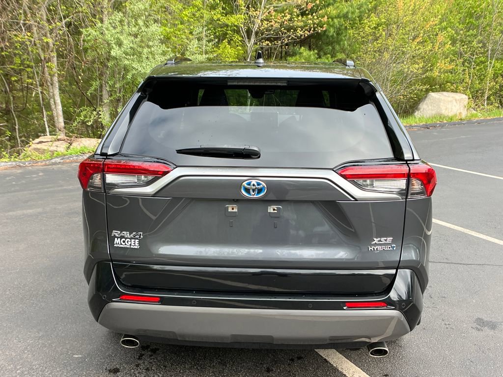 Used 2020 Toyota RAV4 XSE AWD/4WD image 4