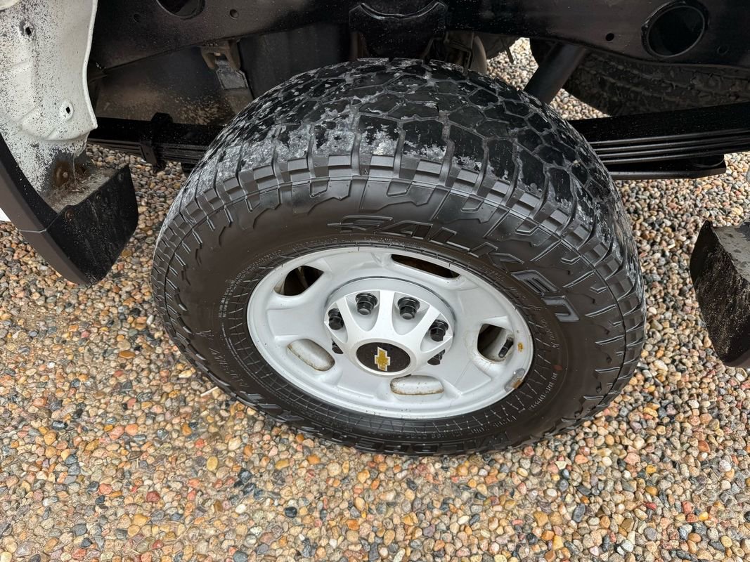 Used 2020 Chevrolet Silverado 2500 W/T AWD/4WD image 36
