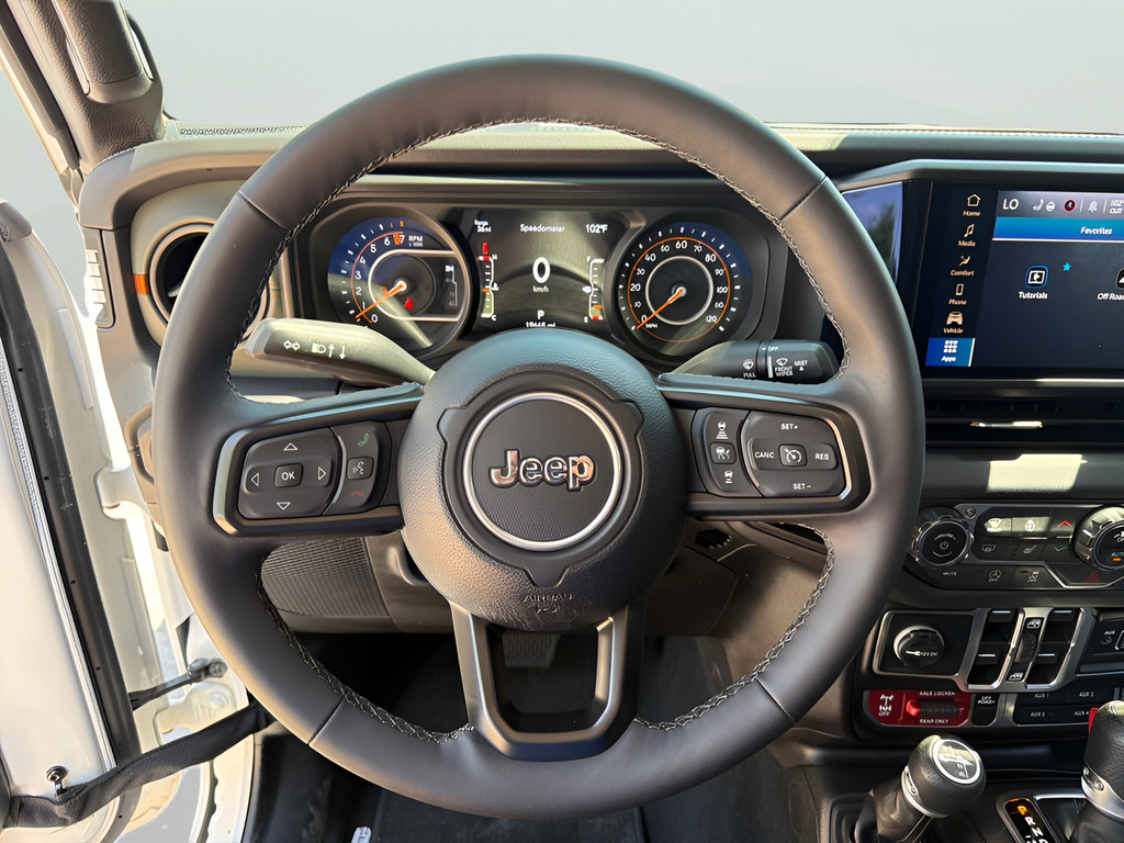 Used 2025 Jeep Gladiator Mojave w/ Convenience Group AWD/4WD image 24