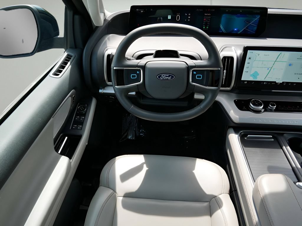 Used 2025 Ford Expedition Active AWD/4WD image 13