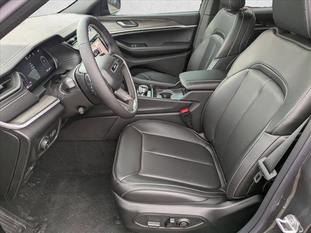 New 2026 Jeep Grand Cherokee Limited image 4