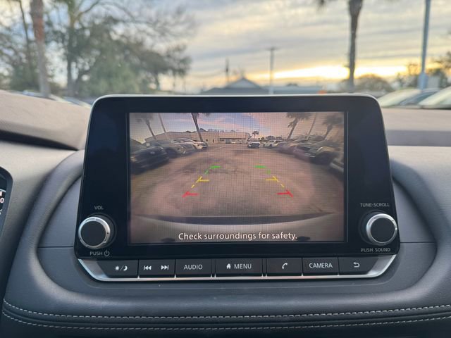 Used 2023 Nissan Rogue SV w/ SV Premium B Package image 22