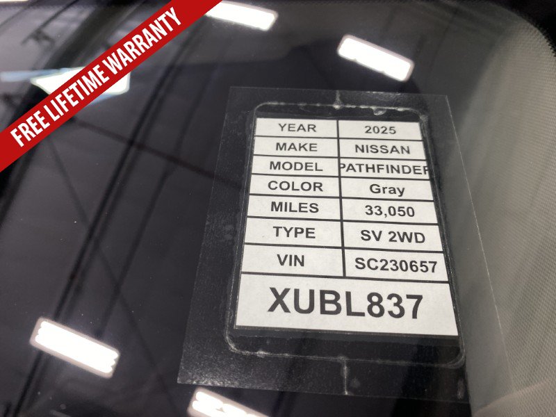 Used 2025 Nissan Pathfinder SV FWD image 39