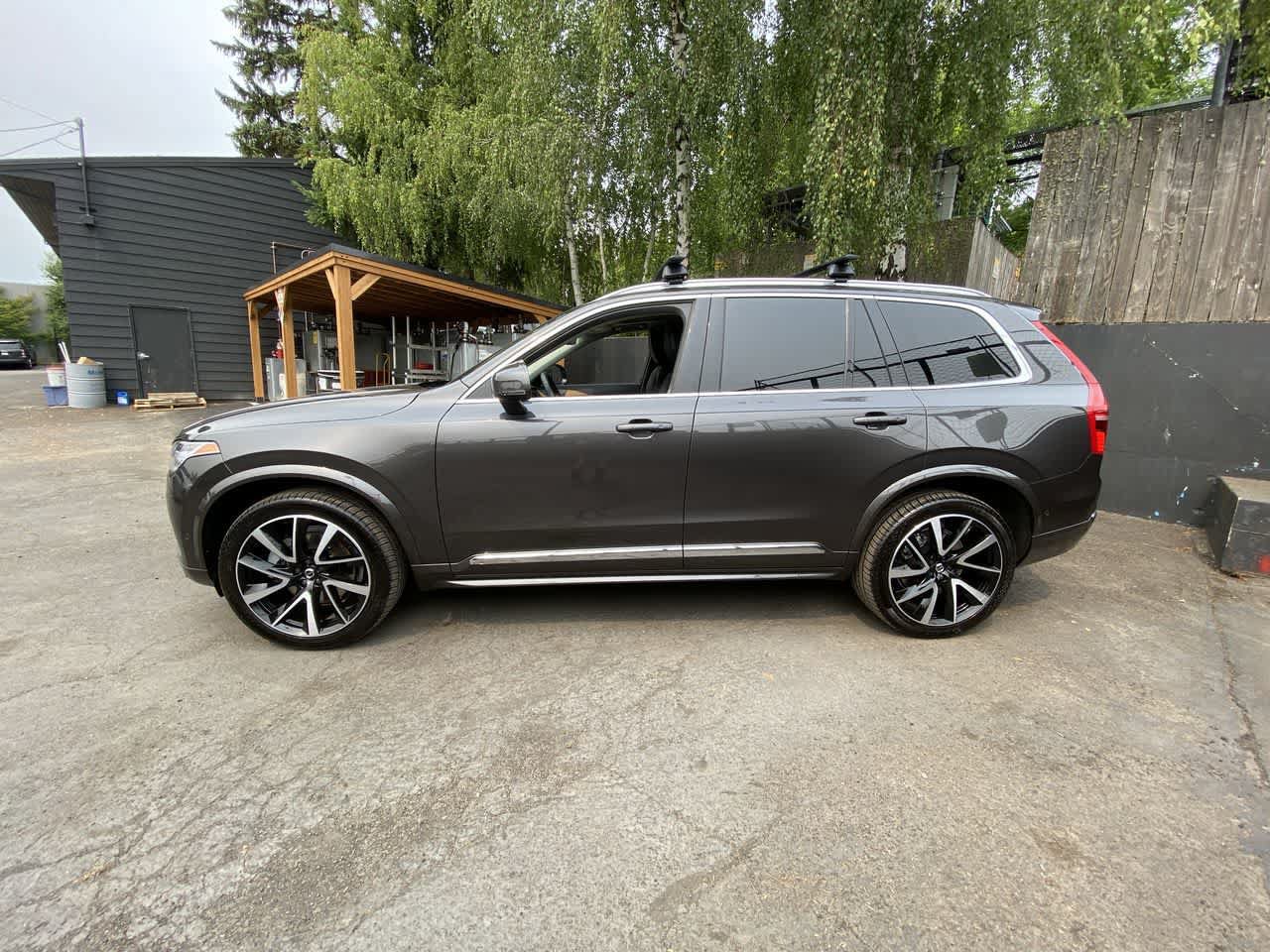 Used 2023 Volvo XC90 B6 Plus w/ Protection Package AWD/4WD image 3