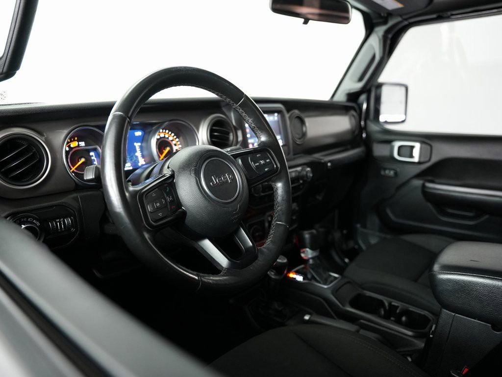 Used 2020 Jeep Wrangler Sport image 6