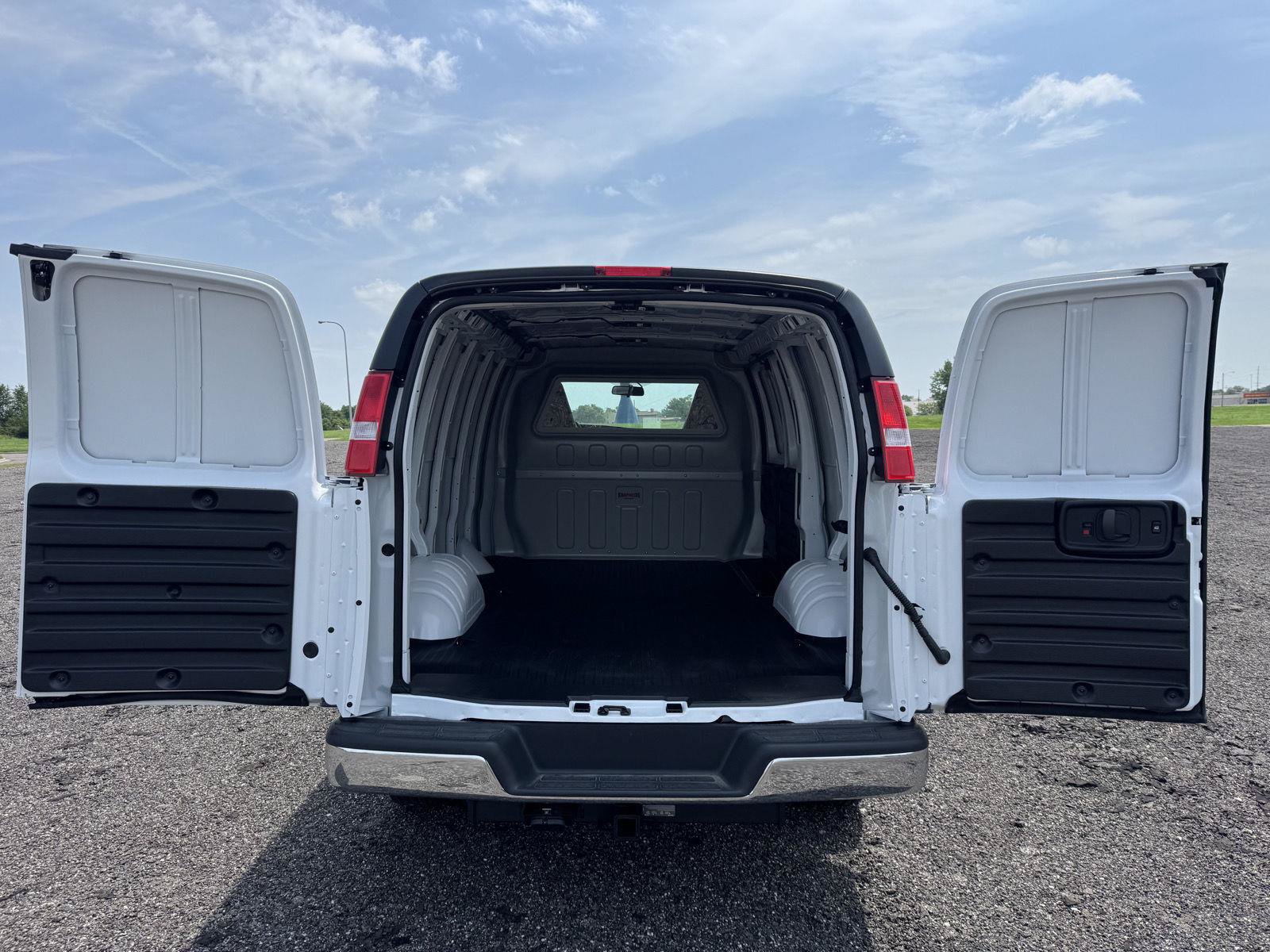 New 2026 Chevrolet Express 2500 w/ Driver Convenience Package RWD image 3