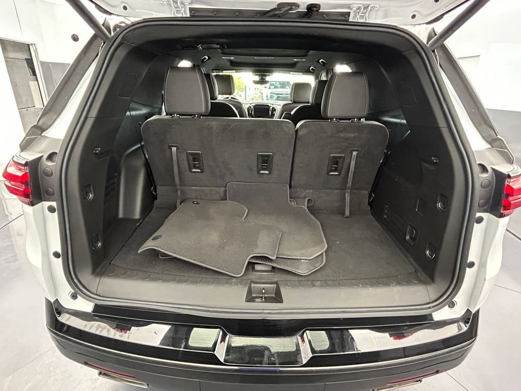 Used 2023 Chevrolet Traverse Premier w/ Redline Edition image 51