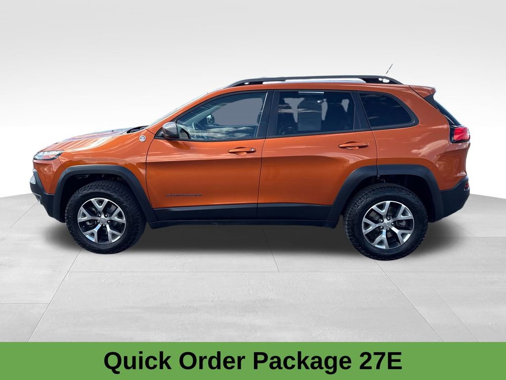 Used 2015 Jeep Cherokee Trailhawk w/ Leather Interior Group image 3