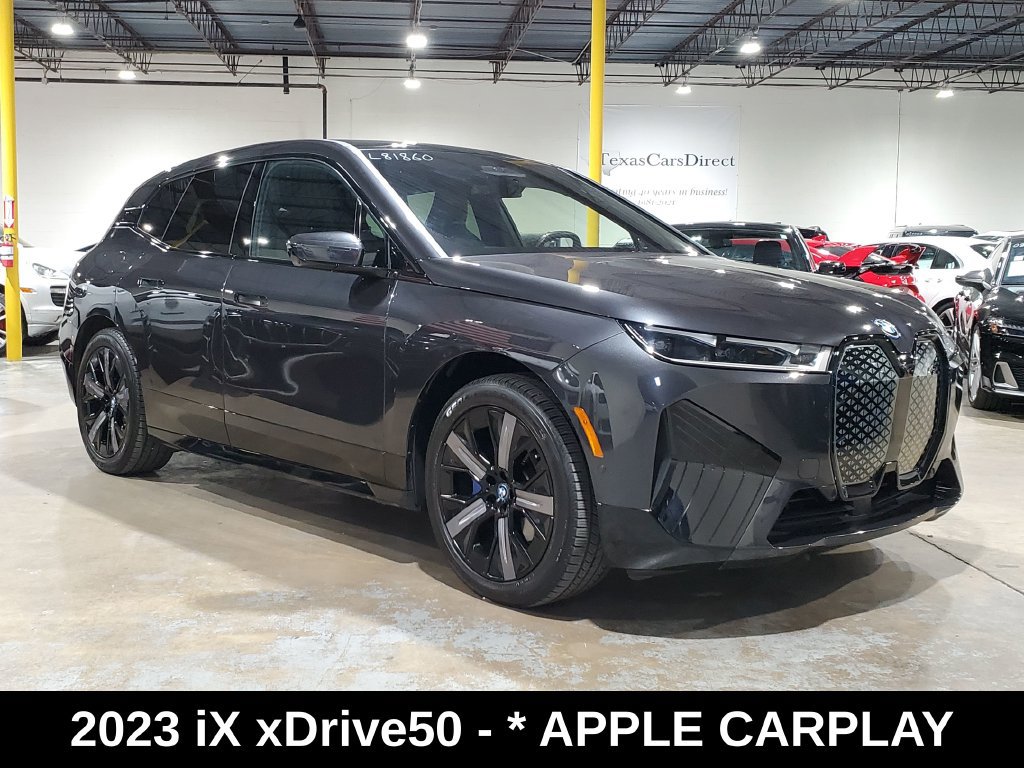 Used 2023 BMW iX xDrive50 w/ Ultimate Package 2 AWD/4WD image 3
