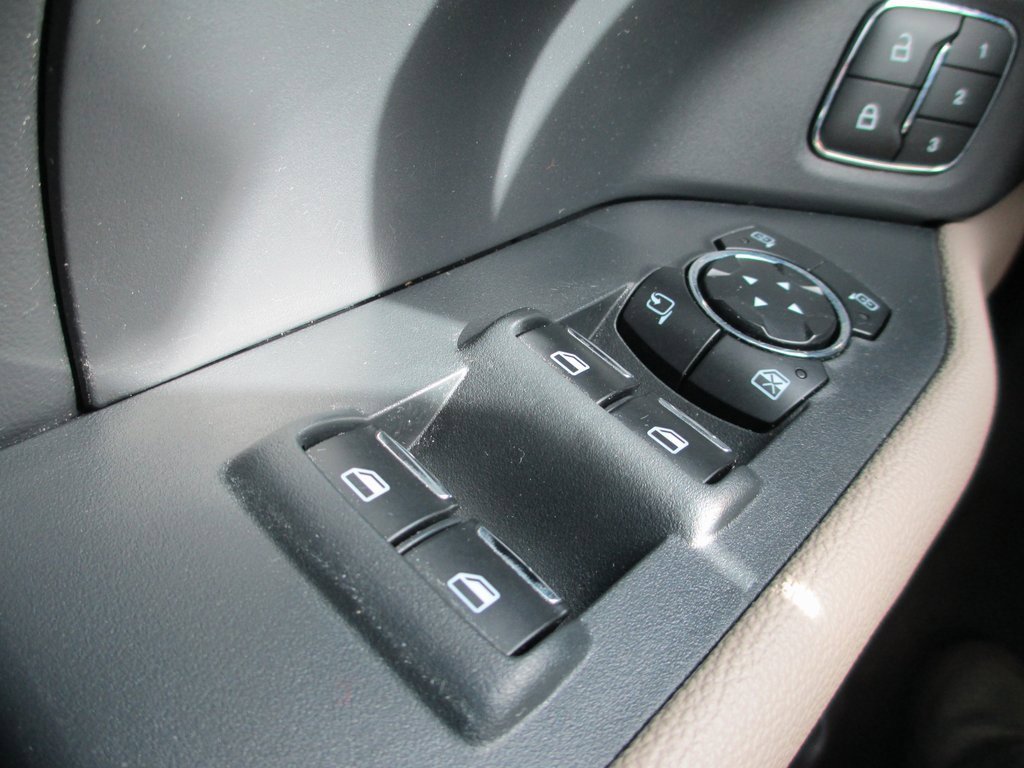 Used 2024 Ford Expedition Limited image 29