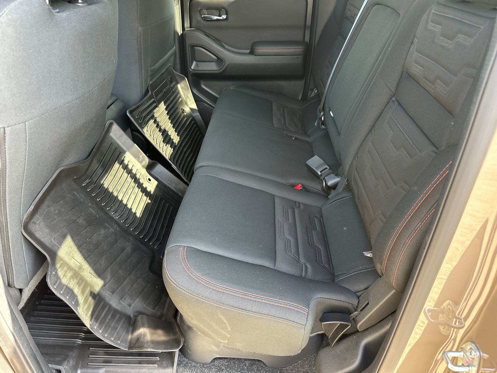 Used 2023 Nissan Frontier PRO-4X w/ Pro Convenience Package image 18