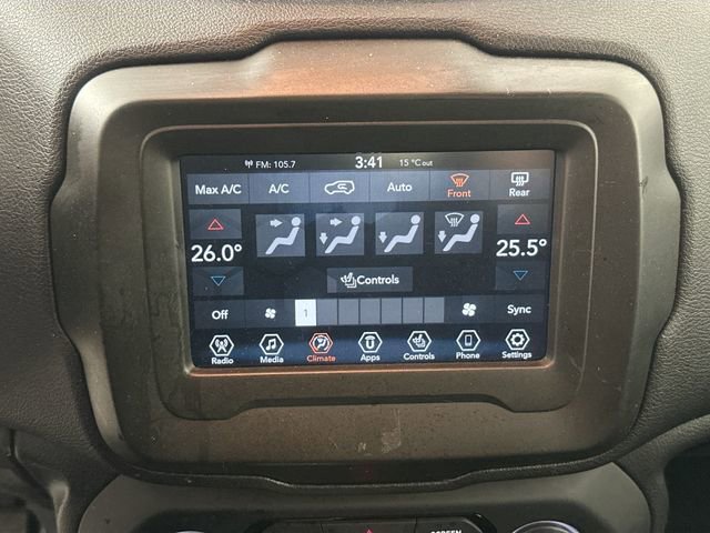 Used 2020 Jeep Renegade Latitude w/ Cold Weather Group image 13