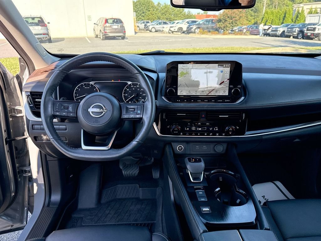 Used 2023 Nissan Rogue SL w/ SL Premium Package image 23