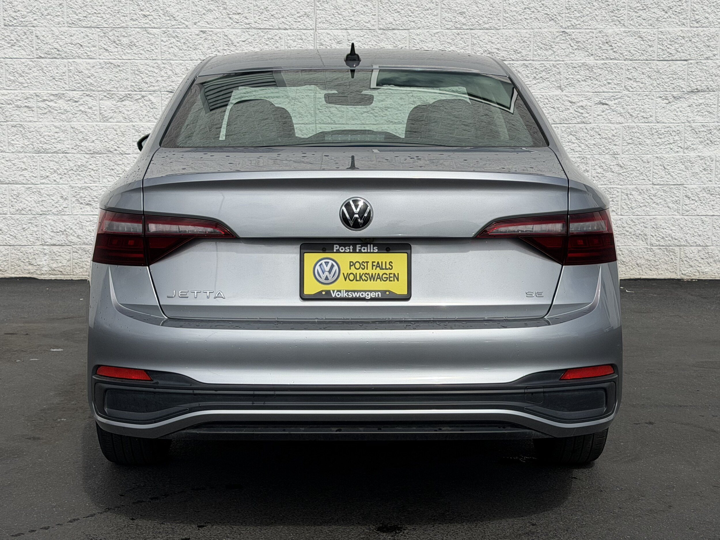 Used 2024 Volkswagen Jetta SE FWD image 6