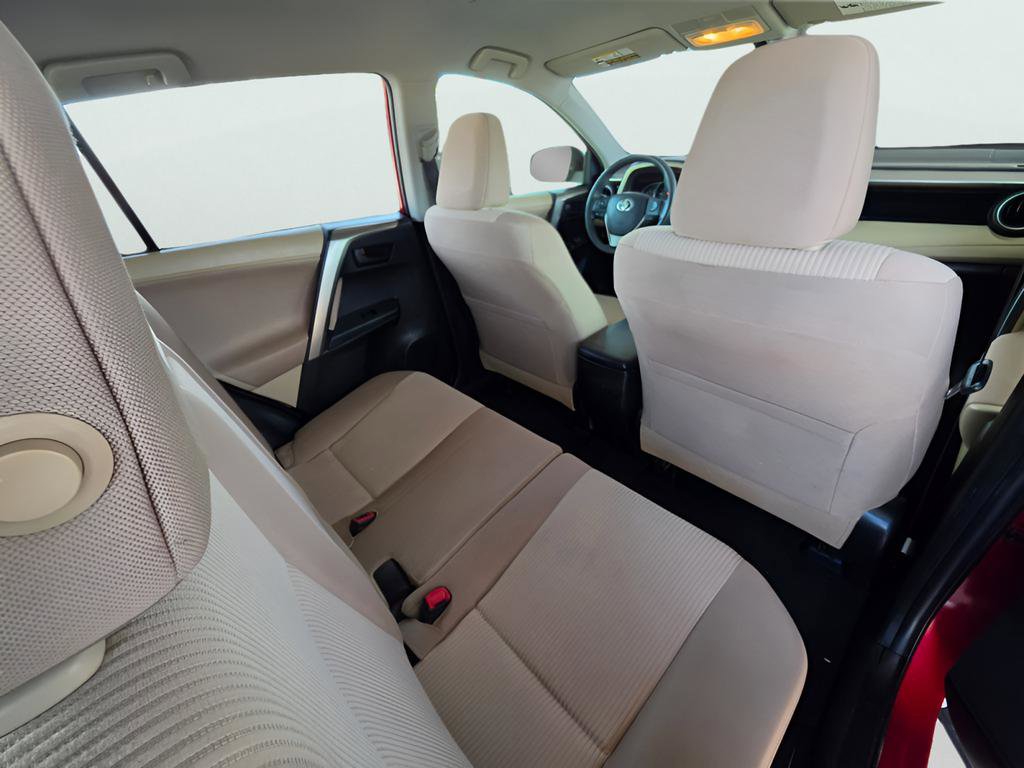 Used 2013 Toyota RAV4 LE FWD image 2