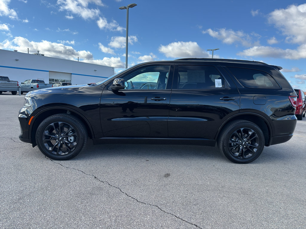 Used 2025 Dodge Durango GT w/ Blacktop Package image 6