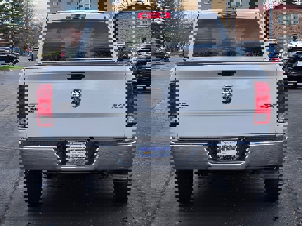 Used 2024 RAM 1500 Classic SLT image 13