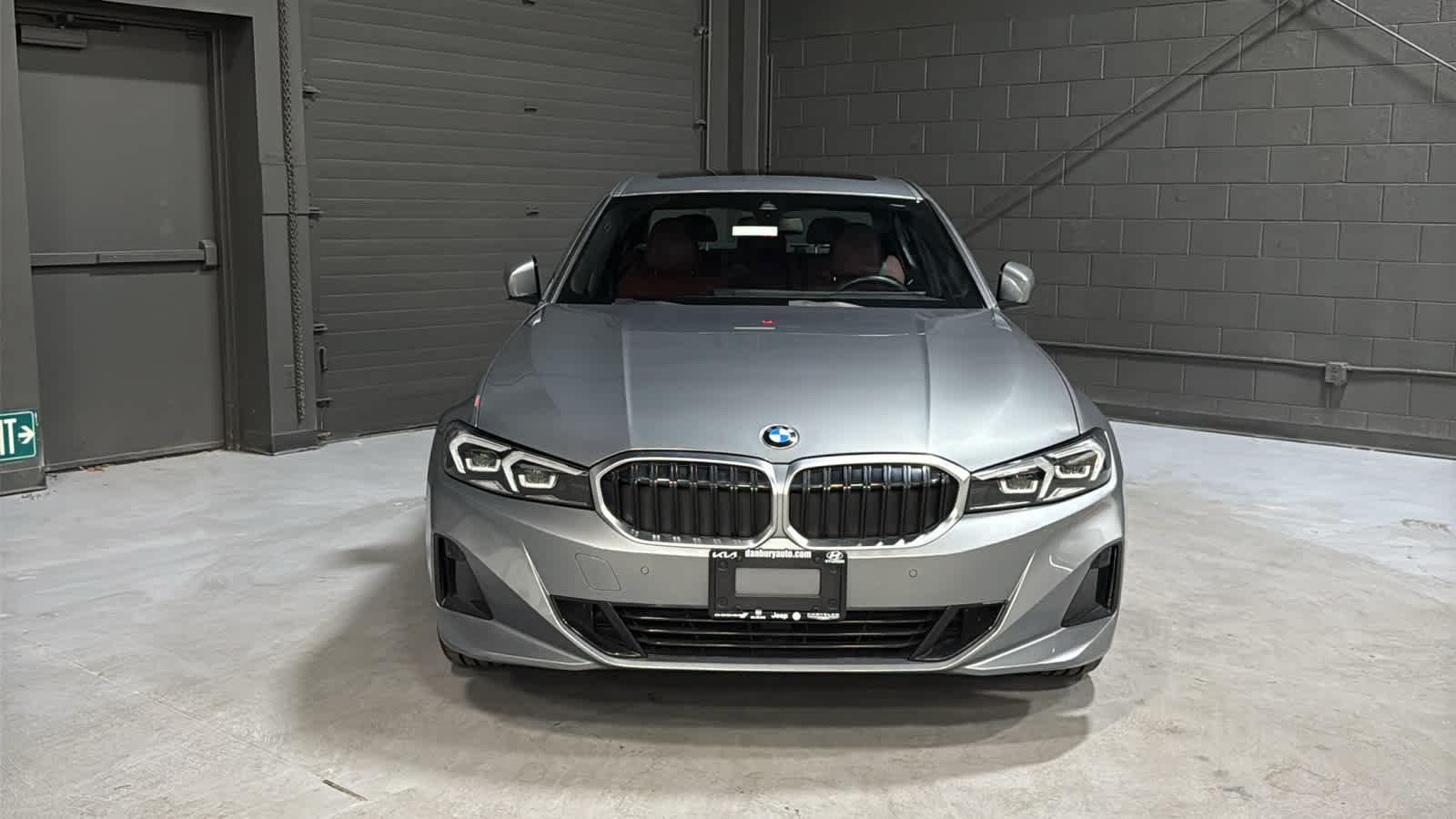 Used 2024 BMW 330i xDrive Sedan w/ Convenience Package AWD/4WD image 2