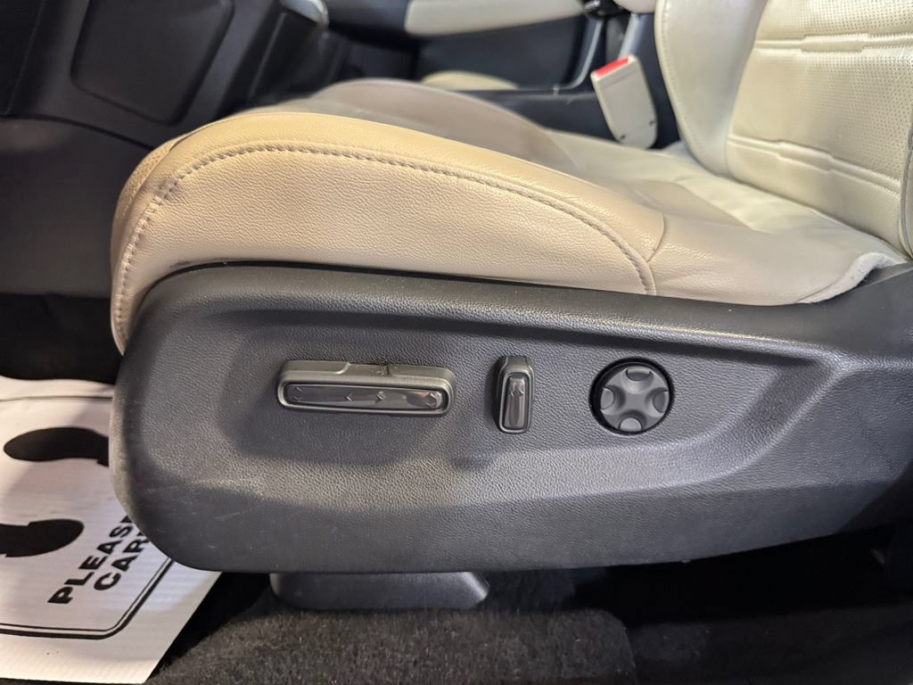 Used 2019 Honda CR-V EX-L image 13