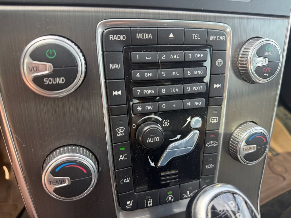 Used 2015 Volvo S60 T5 Platinum FWD image 28